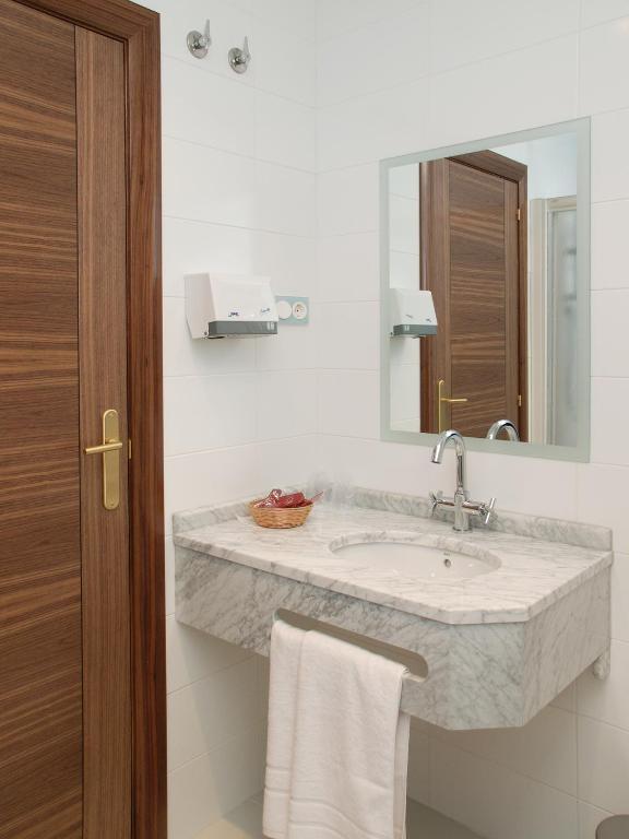 Hotel Rincon Del Conde เลออน ห้อง รูปภาพ
